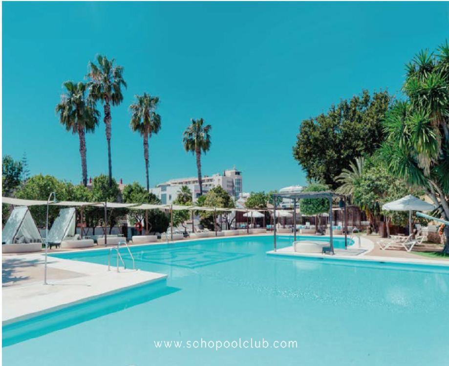 Piso Con 2 Habitaciones, 2 Terrazas Y Piscina Torremolinos Extérieur photo